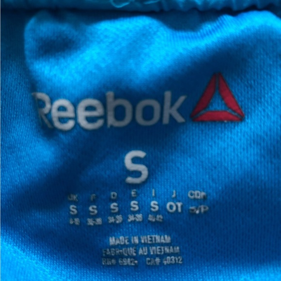Reebok Running Shorts with Inner Pocket - Picture 10 of 10